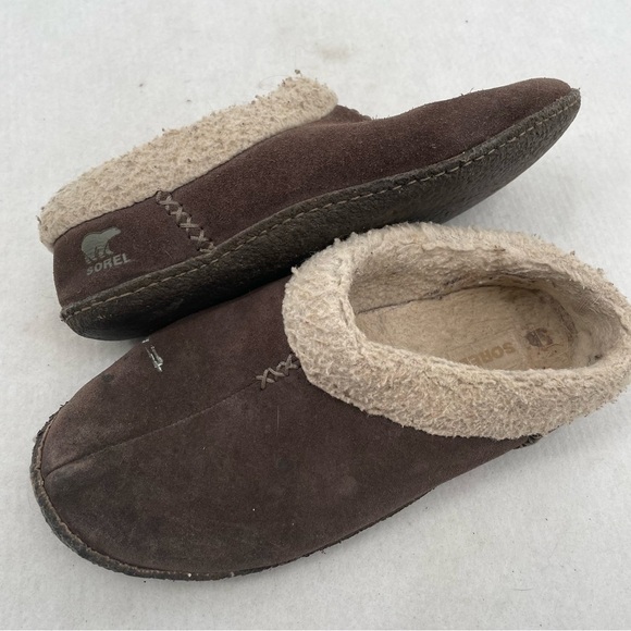 SOREL Women’s Nakiska Brown Suede Fur Lined House slippers size: 9 - Picture 1 of 11